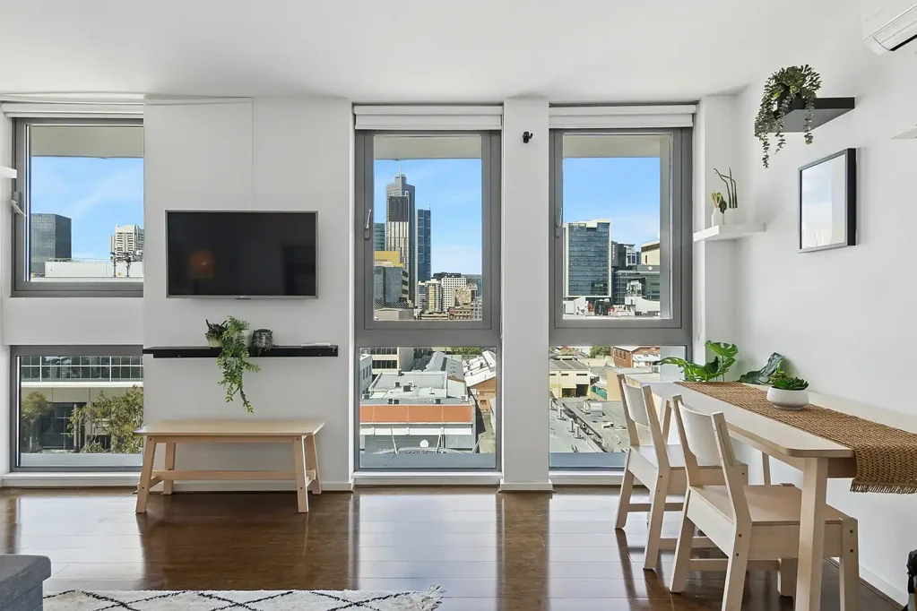Northbridge 1房  Urban Living with a View