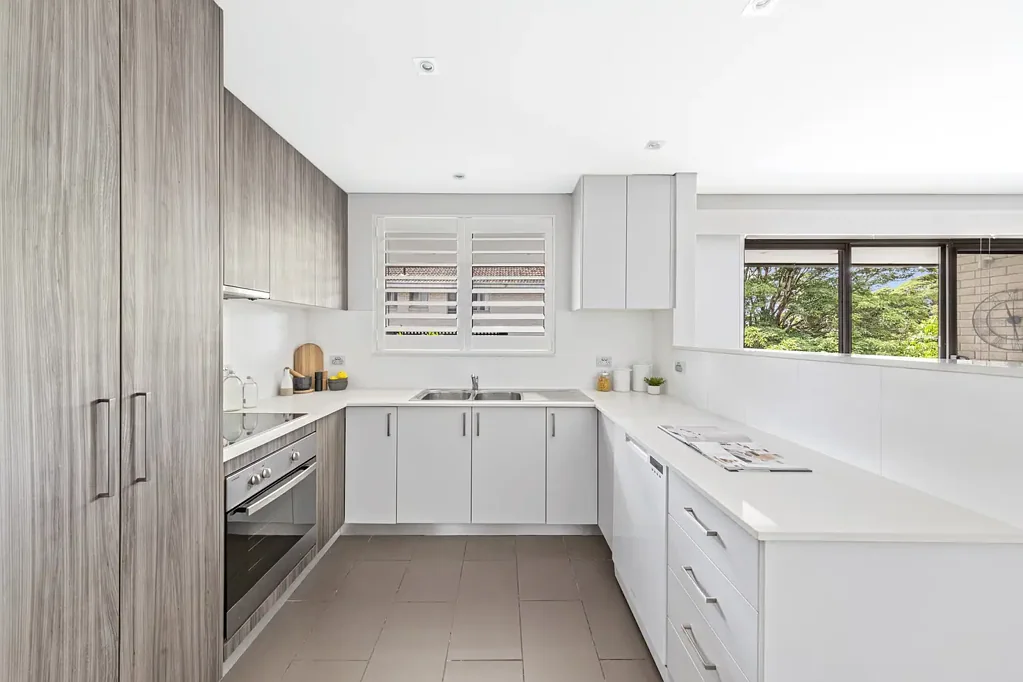 Smart Coastal Style Close to the Beach