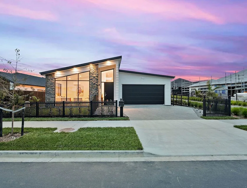 24 Tipu Crescent, Milldale, Rodney, 4 chambres, 2 salles de bain, House