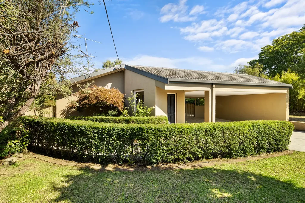 Sale 4 Bedroom A Family Gem in a Premier Sale Location