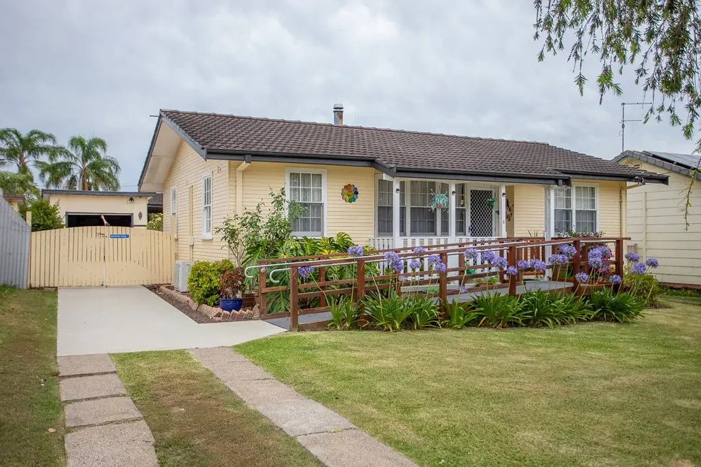 8 Ann Street, Taree, NSW 2430
