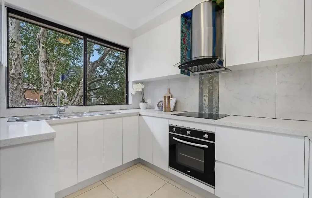 Top floor large apartment in a great location!