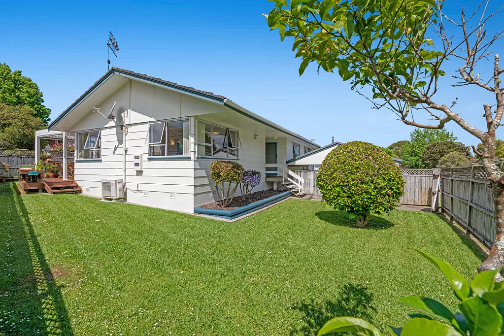 1/63 Salamanca Road, Sunnynook, North Shore City, Auckland