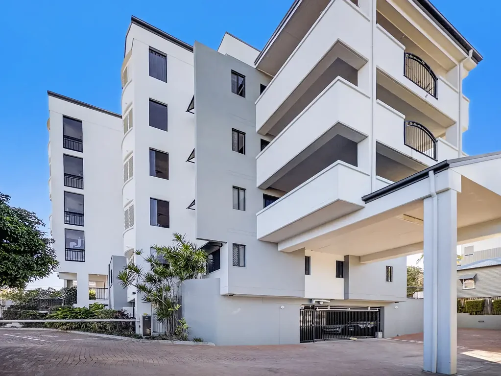 Kangaroo Point 1 Bedroom KANGAROO POINTS BEST BUY!