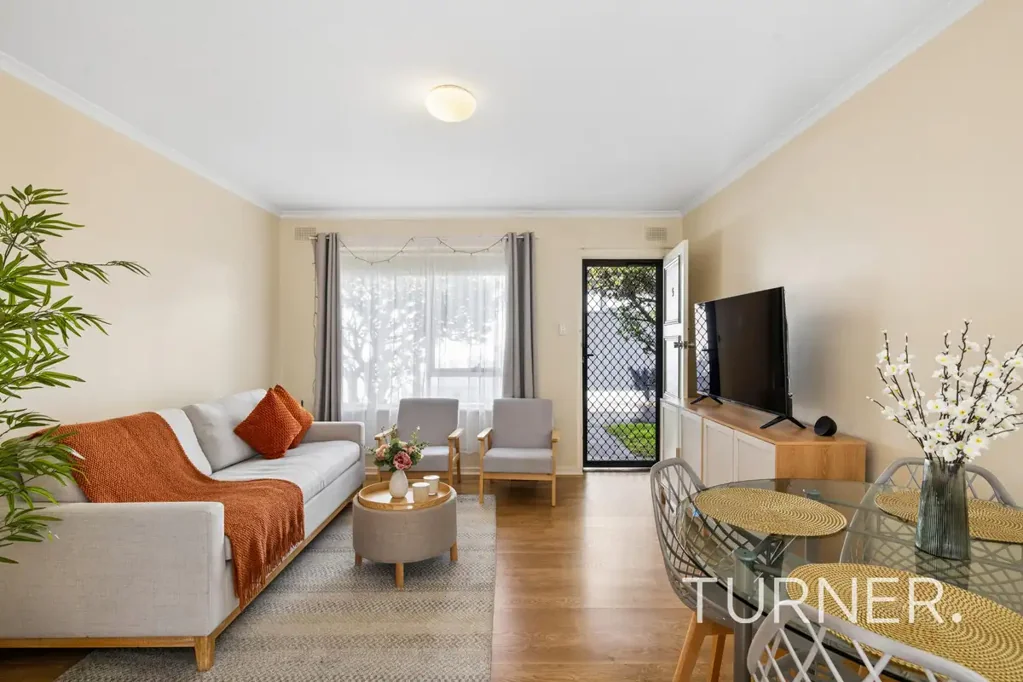 Semaphore Park 2房  Perfect first home, downsizer or a great investment in a prime location!