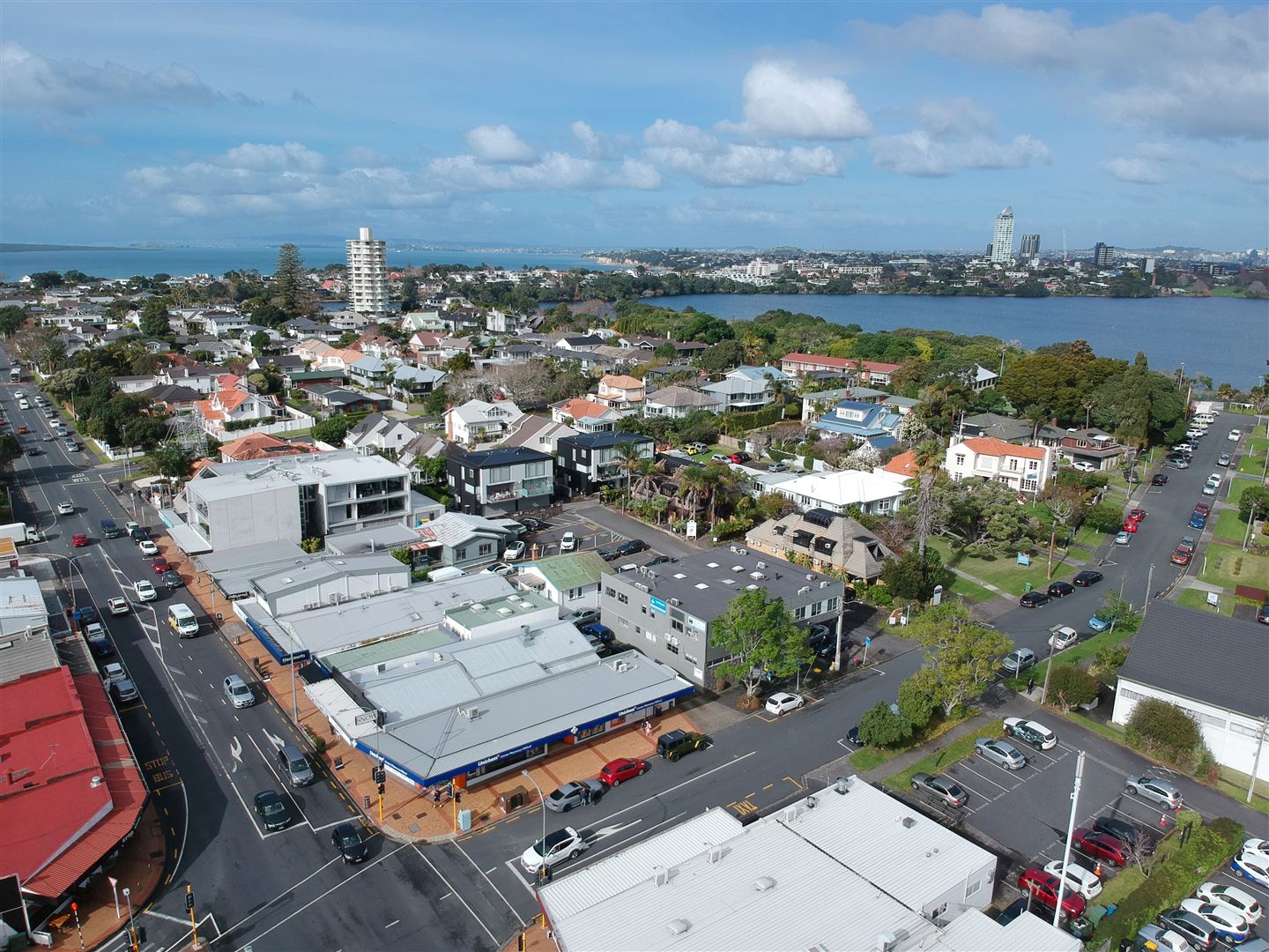 2/2 Dodson Avenue, Milford, Auckland - North Shore, 0 phòng ngủ, 0 phòng tắm