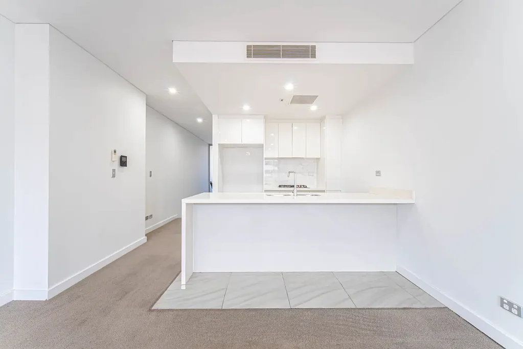 Split Level 2 Bedroom Apartment