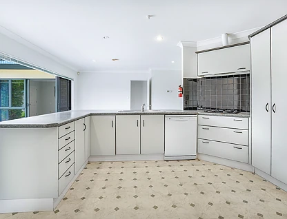56 Spinnaker Drive, Flagstaff, Hamilton, Waikato, 4 phòng ngủ, 2 phòng tắm, House
