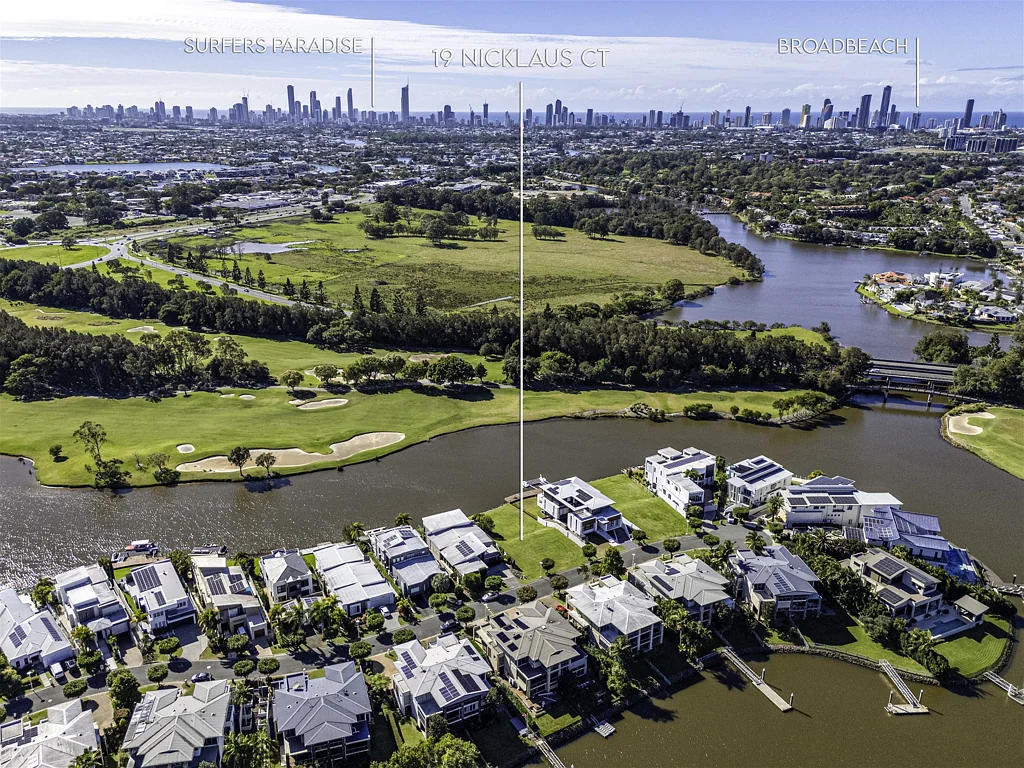 Merrimac Rare 1,142sqm Waterfront Land | Lakelands Signature Living