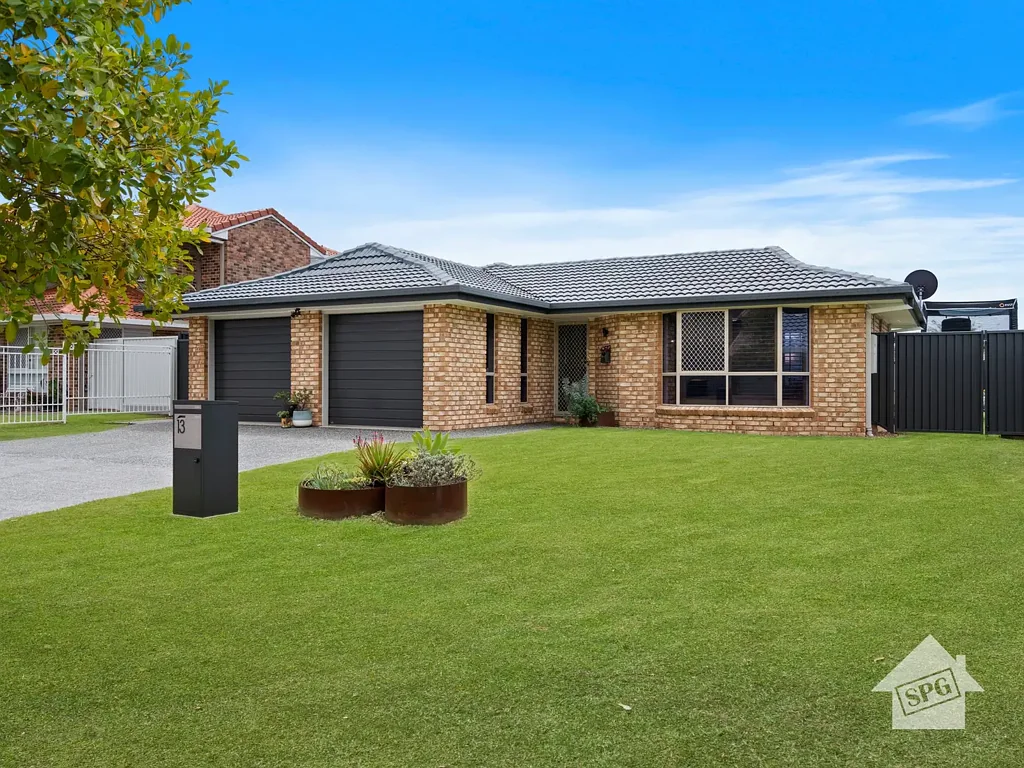 Tingalpa 4कमरा Stylish & effortless family living