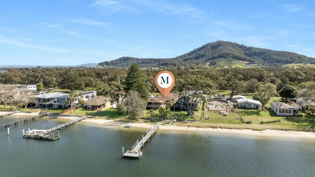 Shoalhaven Heads 4 Bedroom Waterfront Lifestyle
