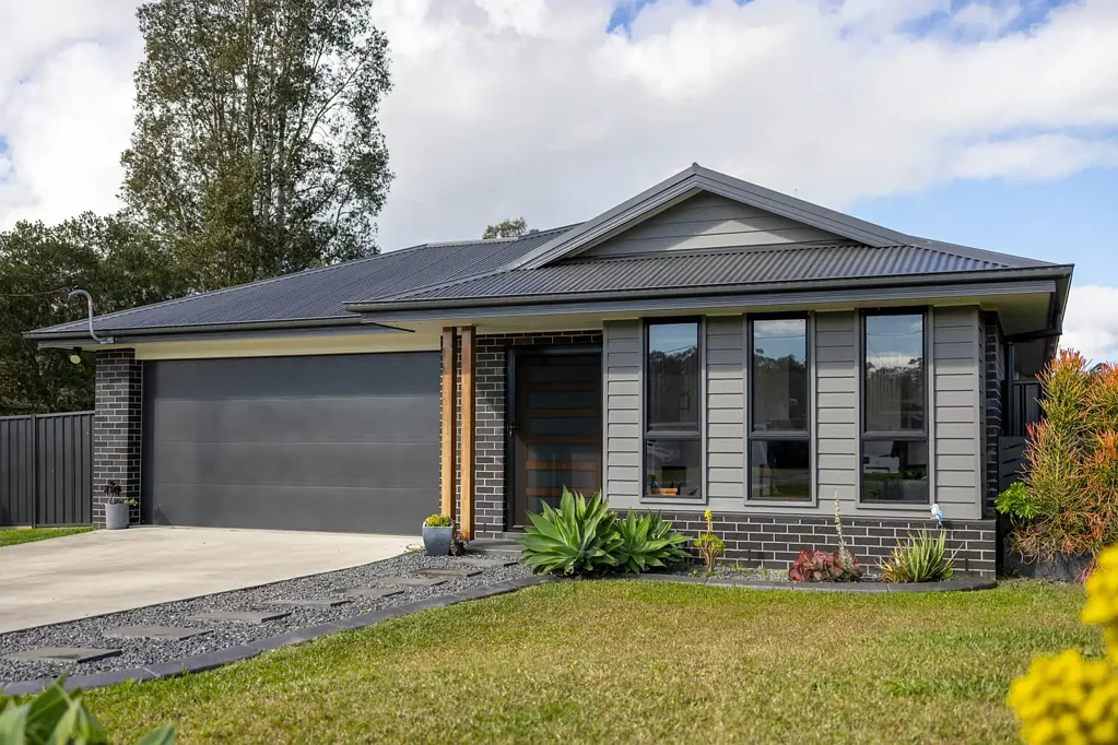 Lansdowne 4 Slaapkamer Solid brick home - Timeless appeal