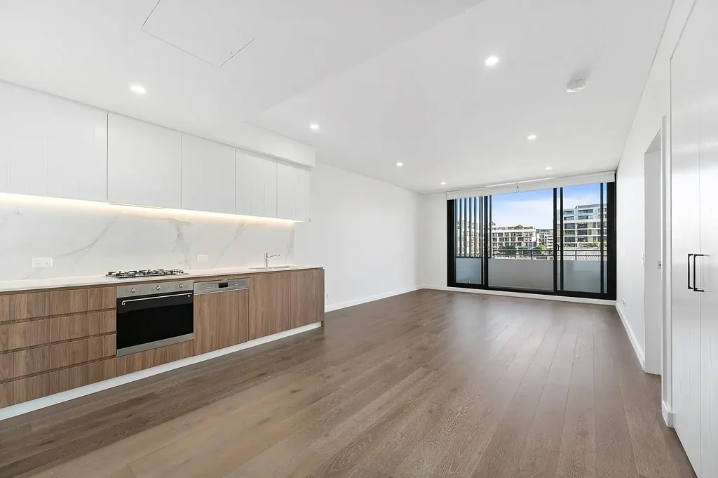 Erskineville 2 Bedroom Stylish Interiors with Versatile Timber Floors Multifunctional Space | Prime Location