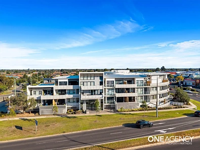 Altona Meadows 2 Slaapkamer Stylish & Spacious Apartment in a Prime Location