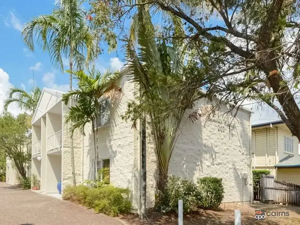 2/201-203 Aumuller Street, Bungalow, QLD 4870