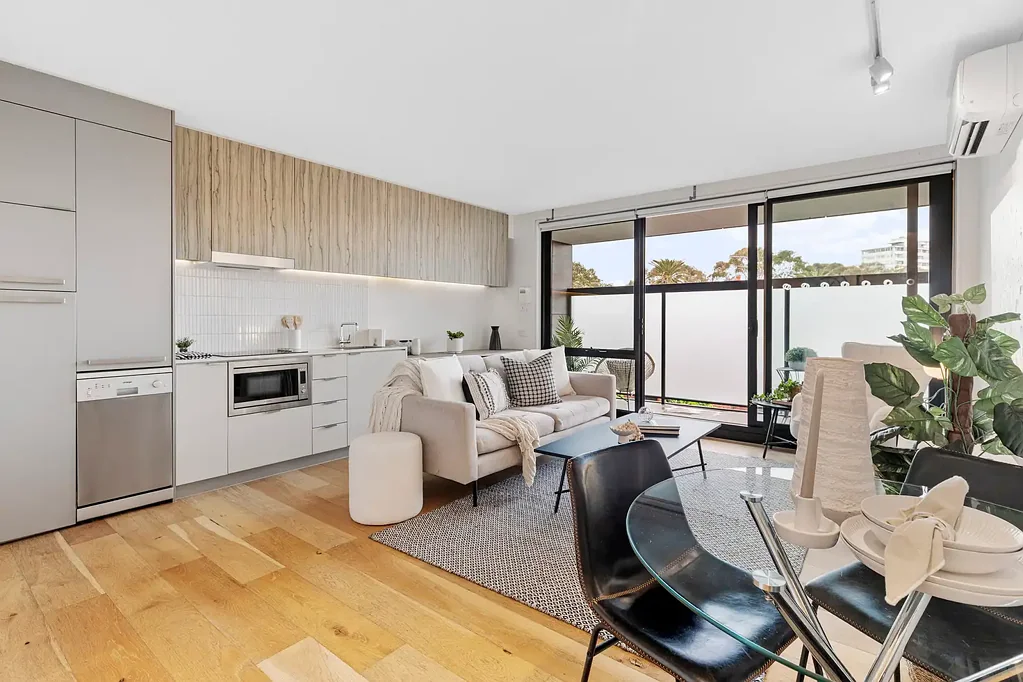 St Kilda 1ਬੈੱਡਰੂਮ Quiet Comfort & Urban Convenience in the Heart of St Kilda