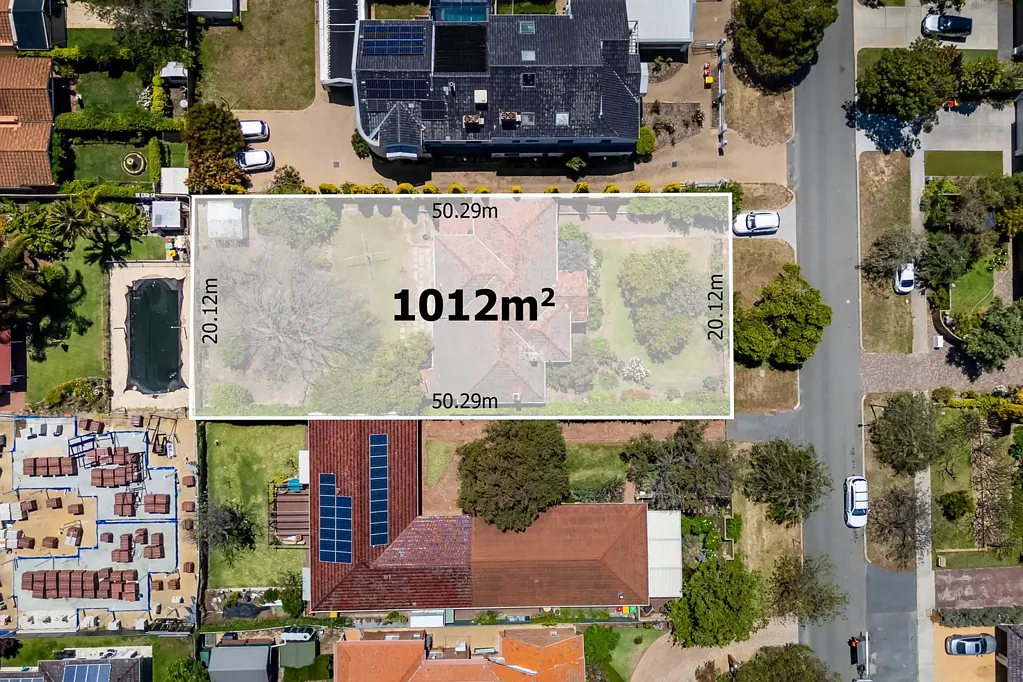 Nedlands 3房  Premium R160 Development Opportunity - Blue-Chip Nedlands