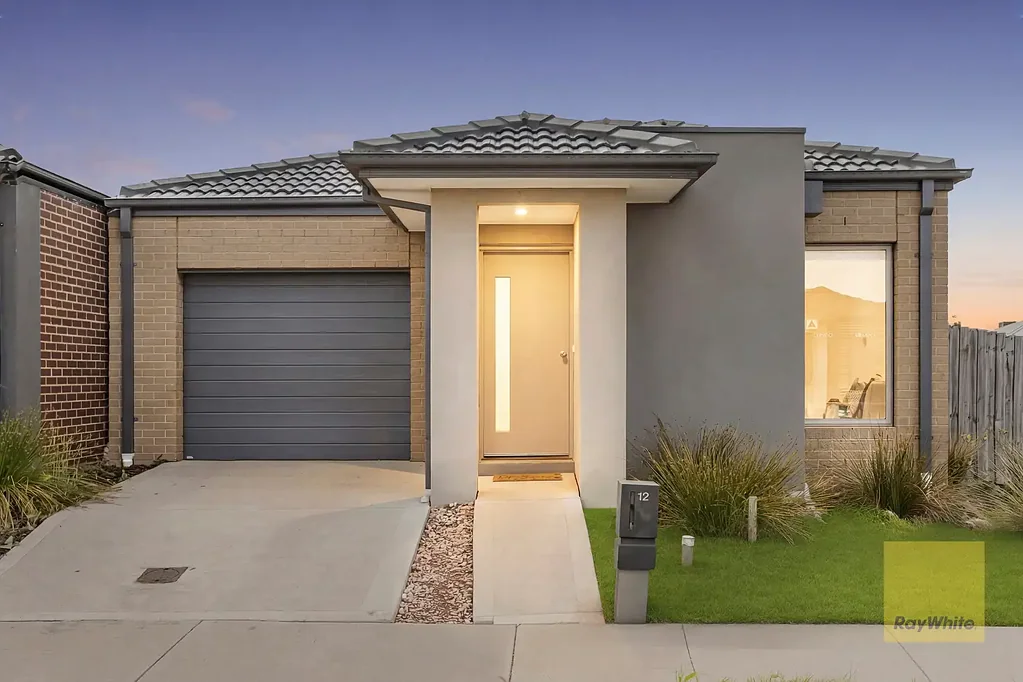 Deanside 3ห้องนอน Proudly Presented by Ray White West Realty!