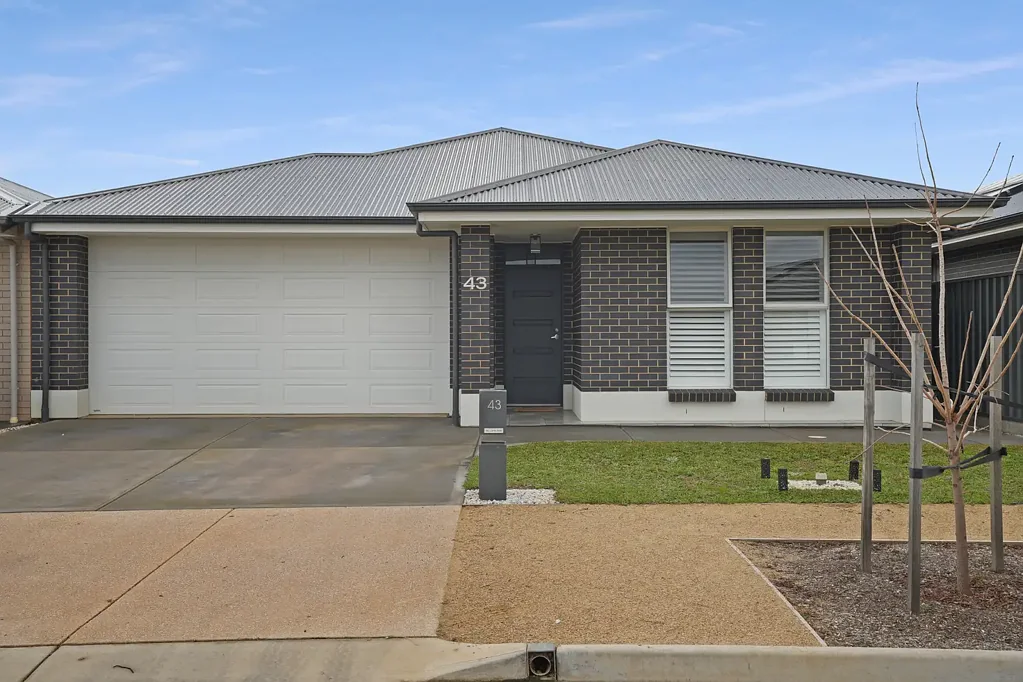 Andrews Farm 4Phòng ngủ Brookmont Estate Living with City Bound Convenience!