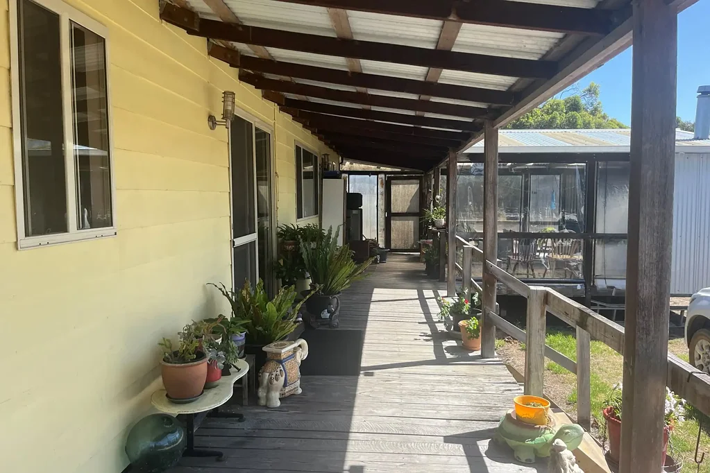 Redmond LETS GO OFF GRID
