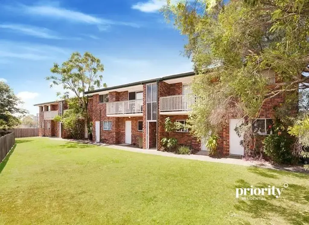 Conveniently Located Unfurnished Two Bedroom Unit