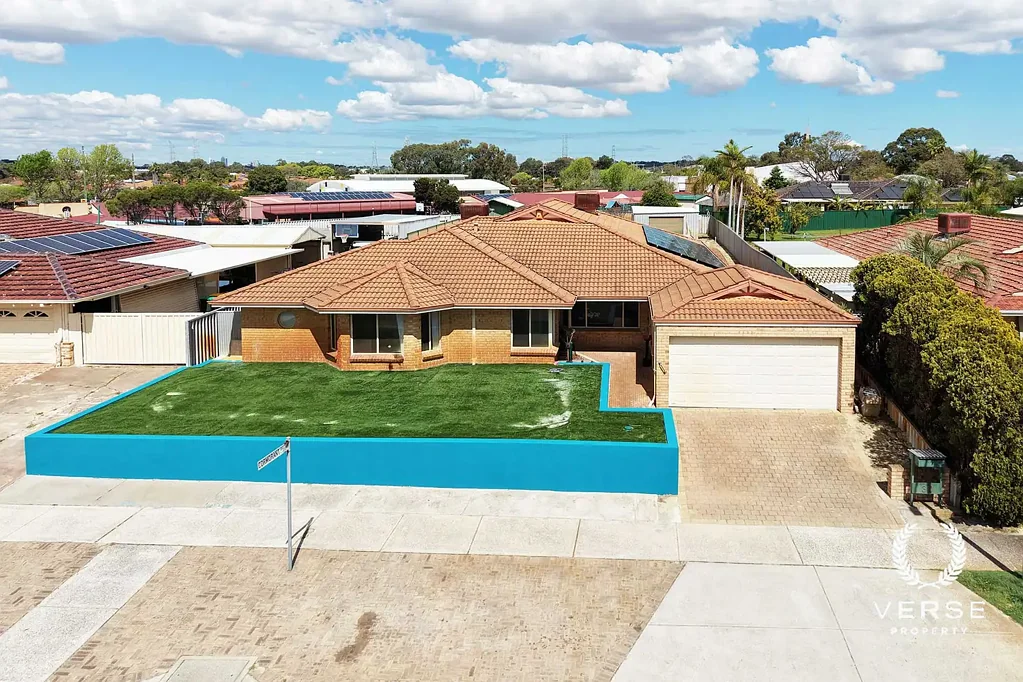 Ballajura 6Kwarto MASSIVE HOME, HUGE OPPORTUNITY, 1,185sqm Development Zoned !