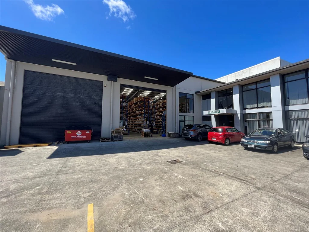 East Tamaki CBRE | Affordable A-Grade Warehouse For Lease