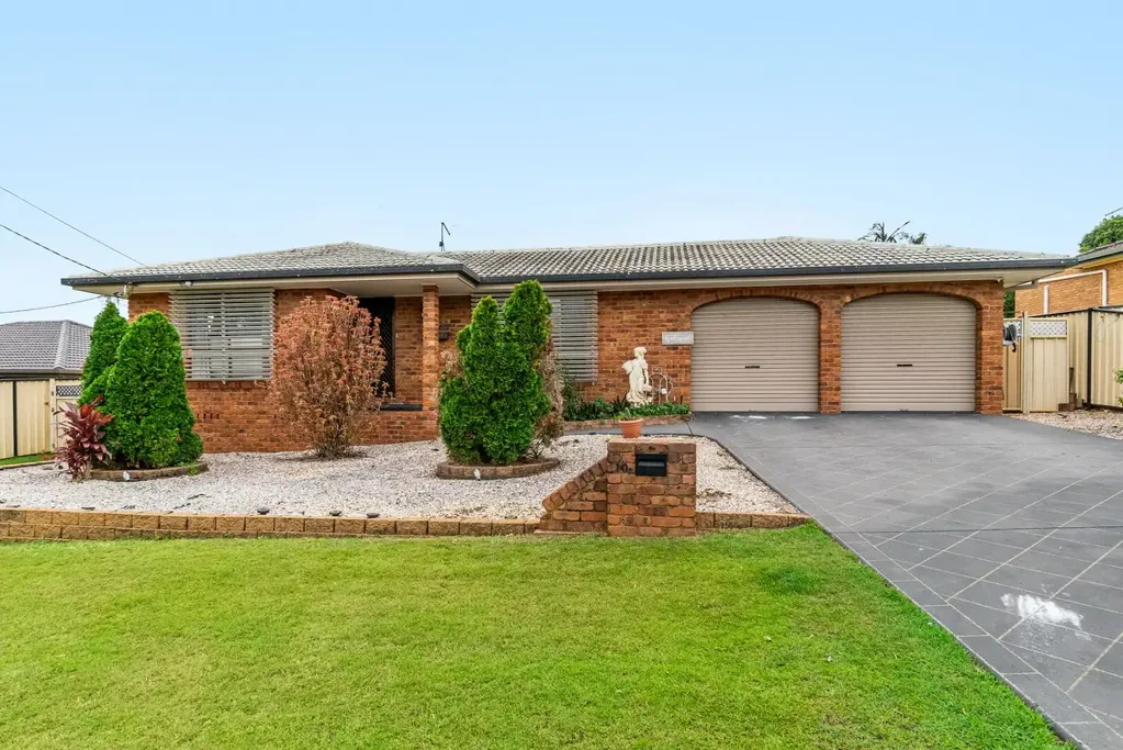 Casino 3房  FAMILY-FRIENDLY LIVING WITH VALUE-ADD POTENTIAL