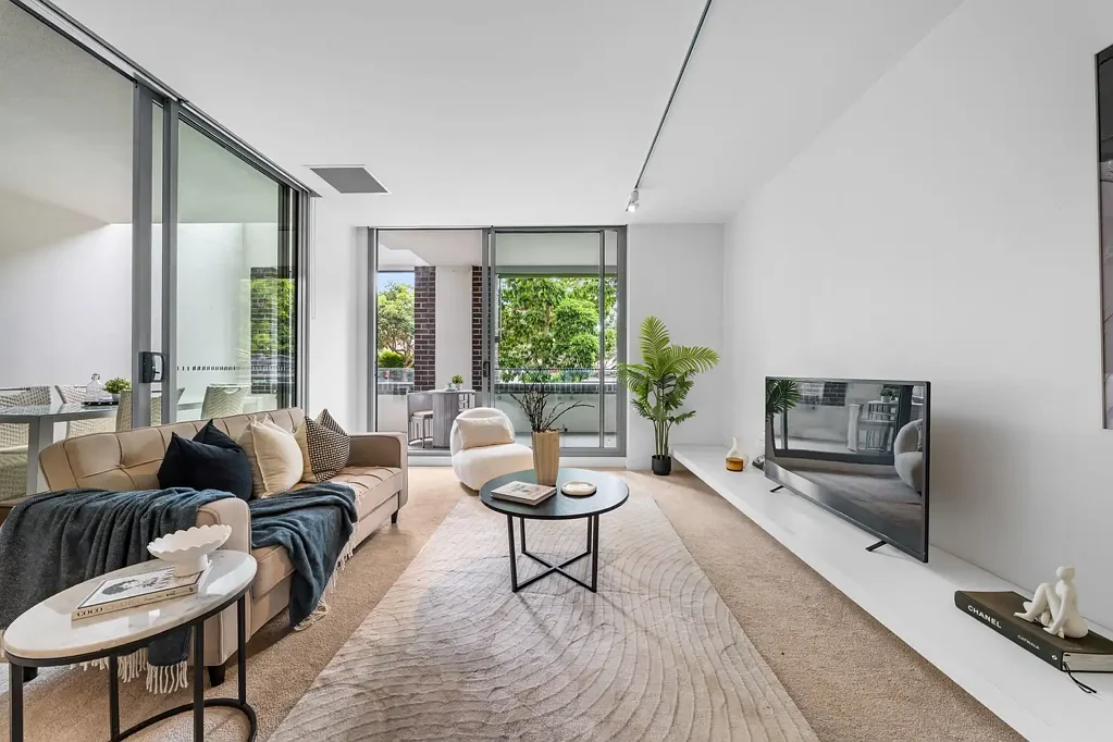 Waterloo 2 Bedroom SUNLIT NORTH FACING APARTMENT WITH OVERSIZED WRAP-AROUND BALCONY IN PRIZED 'GARDEN HOUSE'