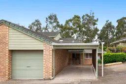 18/5 Rowe Close, Wishart