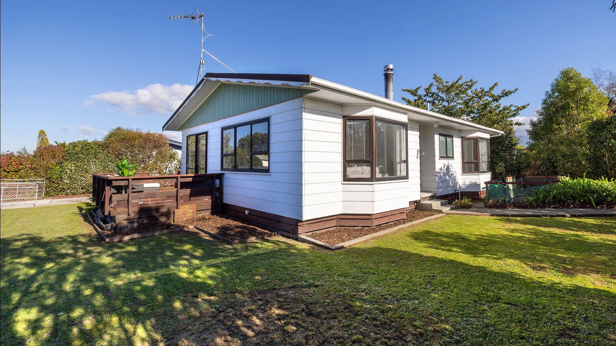 Carterton 2Zimmer Very Tidy, 2 Bedrooms, Great Garaging