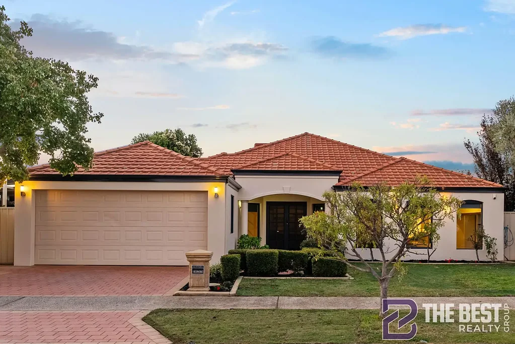 11 Warrego Street, Hammond Park, WA 6164