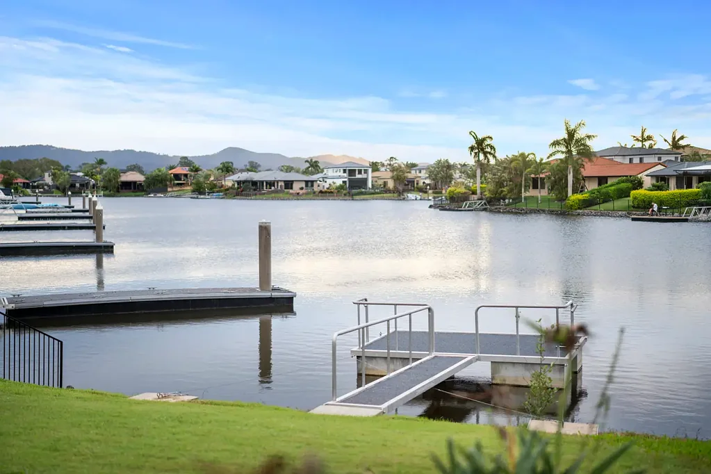 22 John Dalley Drive, Helensvale, QLD 4212