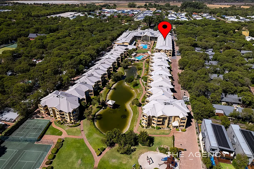 Broadwater 1ਬੈੱਡਰੂਮ Wake Up to the Waves – Furnished & Fabulous
