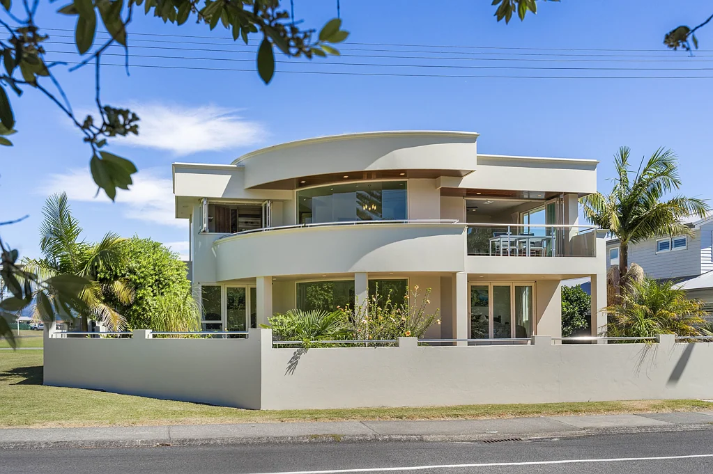Whangamata 4Moenga Stunning Harbour Vista