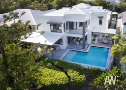 12 Maldives Place, Parrearra