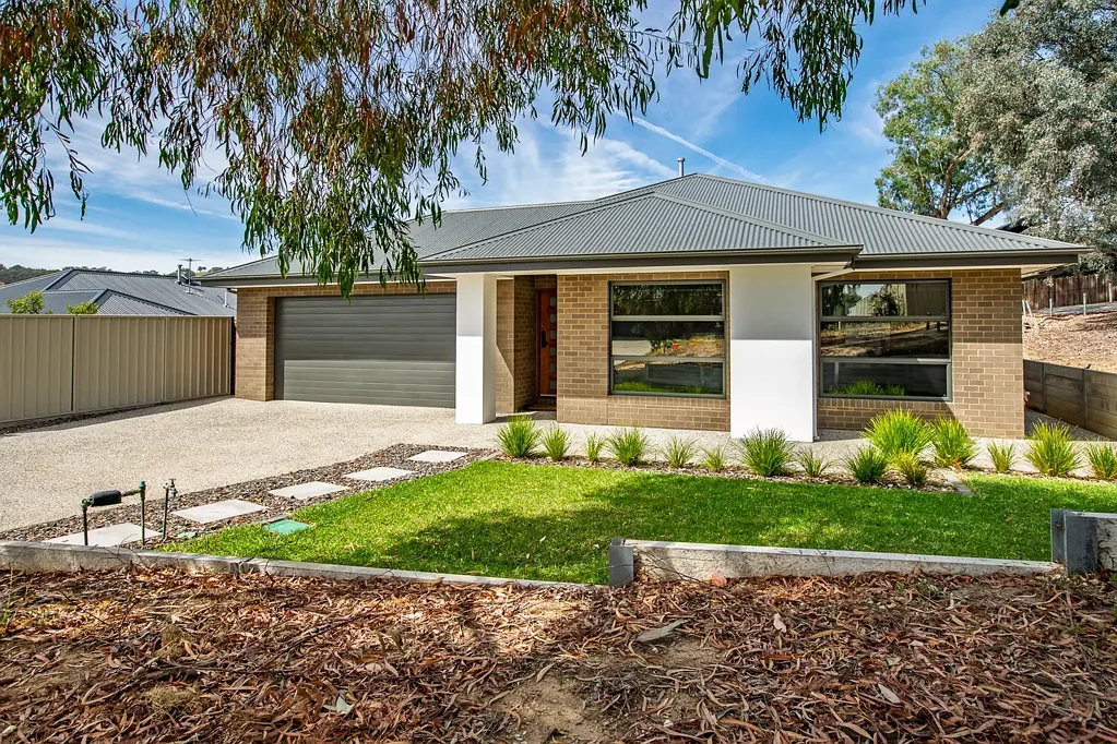 West Wodonga 4ਬੈੱਡਰੂਮ Private, Peaceful & Quality Throughout