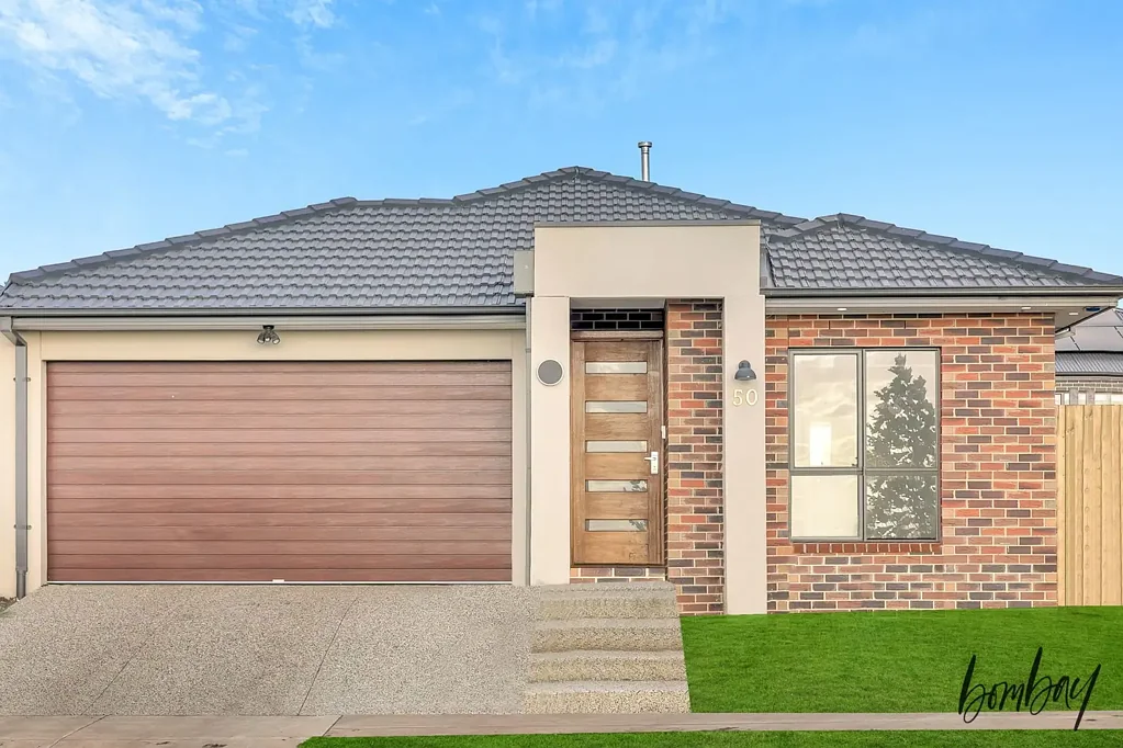 Impressive 3BR Home: Stylish, Comfortable, and Ready for You!