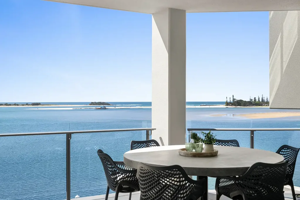 Maroochydore 3Kwarto Direct Waterfront Luxury - Apartment 401 at 'Riva'
