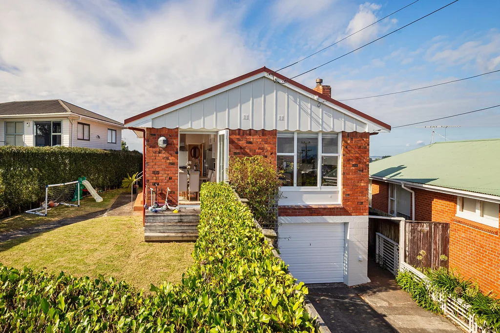 Mangere 5침실 Final Weekend Before Auction