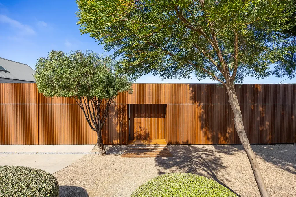 Sorrento 5ਬੈੱਡਰੂਮ ‘Amagansett’ – A Coastal Statement by de Campo Architects