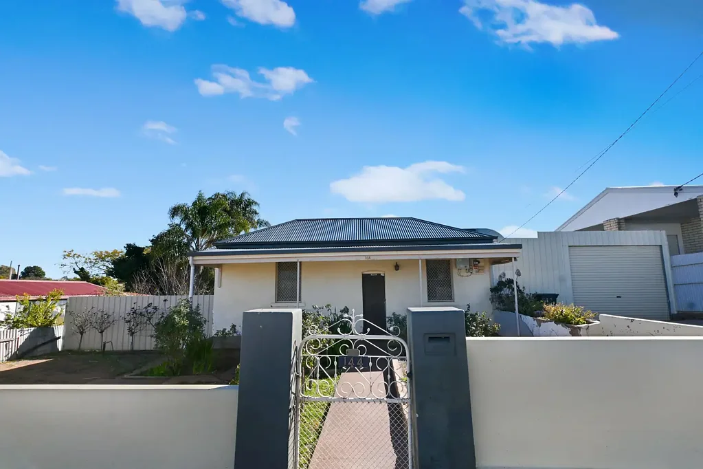 Broken Hill 2ਬੈੱਡਰੂਮ LOOKING TO RENOVATE?