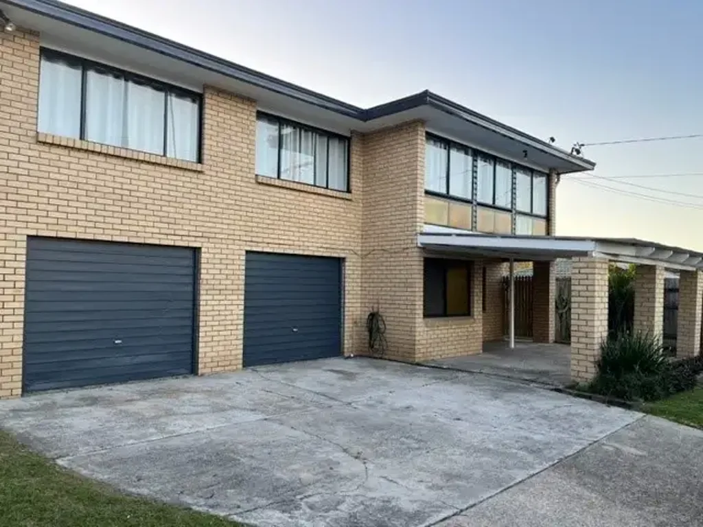 A Spacious Family Home in Prime Location