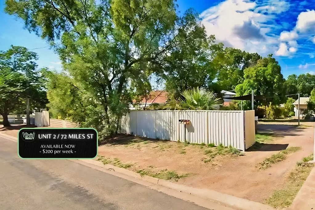 Ultimate Convenience: Air-Conditioned Studio in the Heart of Town!