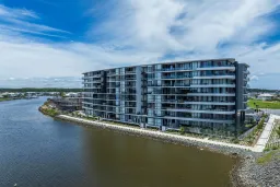 1204/6-8 Sickle Avenue, Hope Island