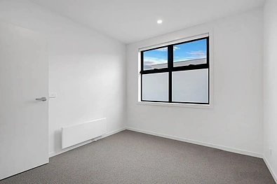 8 Gratz Street, St Albans, VIC 3021, 3 Bedrooms, 2 Bathrooms, Townhouse