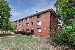 8/27 Coxen Street, Hughes