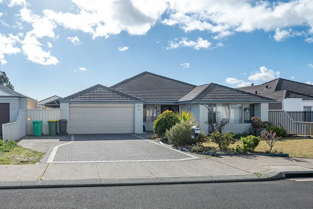 Dalyellup 4Zimmer Set & Forget Investment Opportunity in Sought After Dalyellup