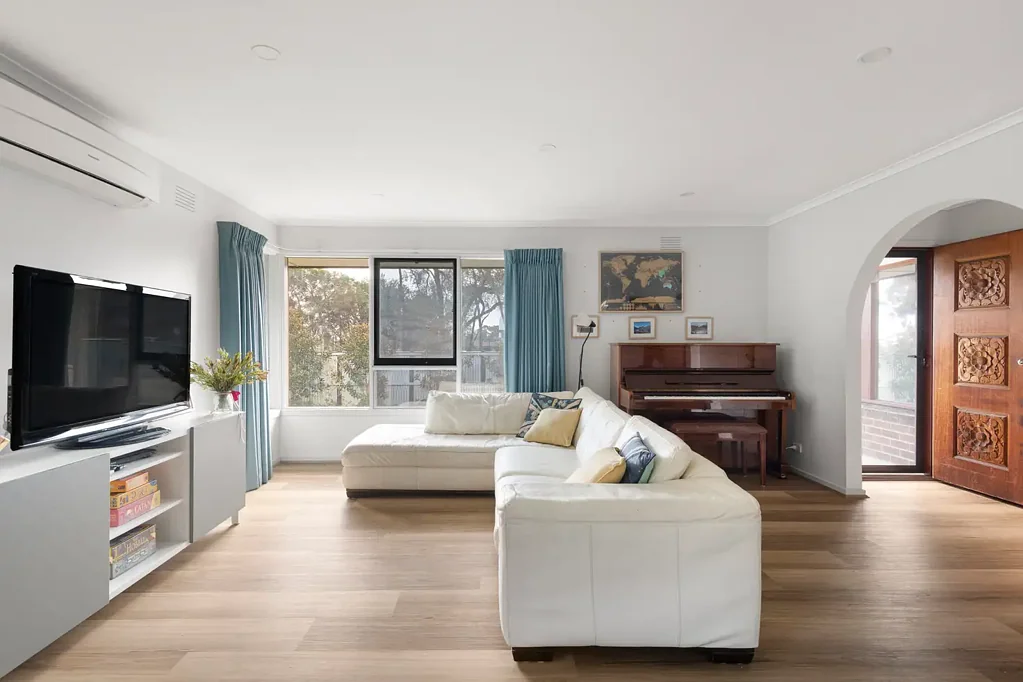 74 Hillcrest Road, Frankston, VIC 3199