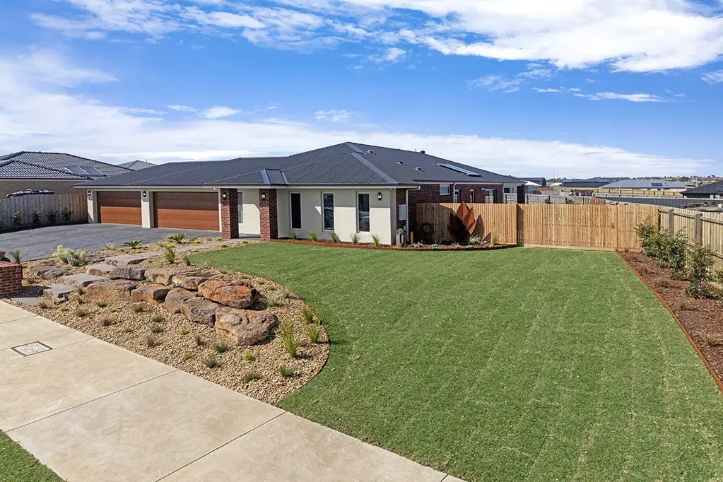 Warrnambool 4ਬੈੱਡਰੂਮ RARE LARGE BLOCK, NEW HOME & MASSIVE SHED – A COMPLETE LIFESTYLE PACKAGE